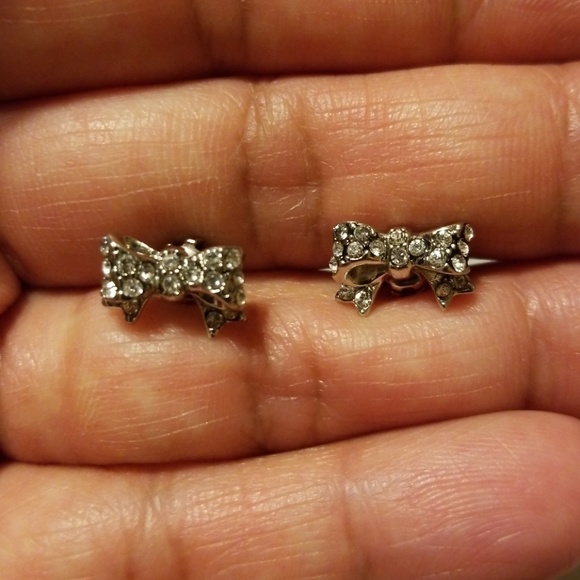 Juicy Couture earnings & ring set - Picture 3 of 3